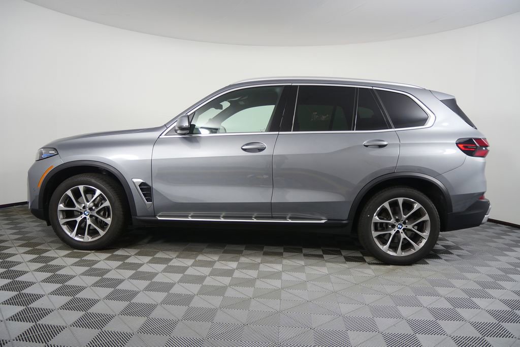 Certified 2026 BMW X5 sDrive40i image 6