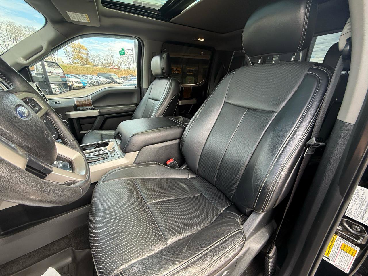 Used 2018 Ford F150 Lariat w/ Equipment Group 502A Luxury AWD/4WD image 25