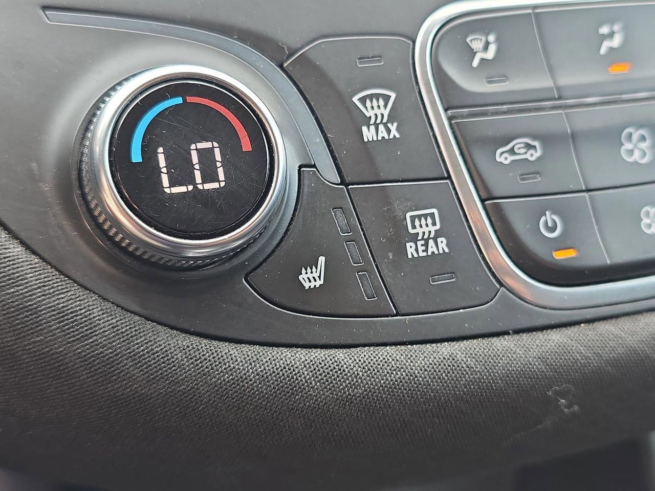 Used 2020 Chevrolet Malibu LT image 25