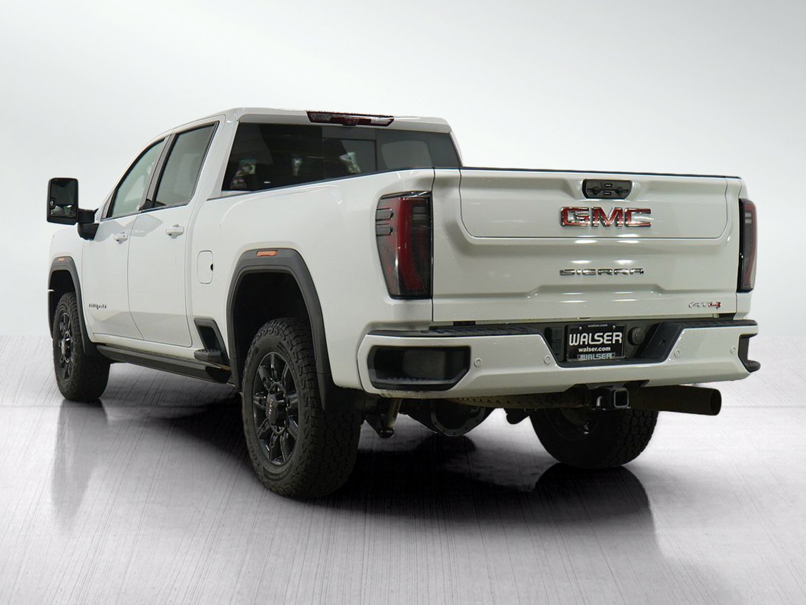 Used 2024 GMC Sierra 3500 AT4 AWD/4WD image 4
