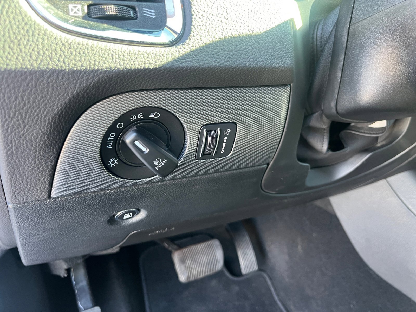 Used 2019 Dodge Durango R/T AWD/4WD image 14