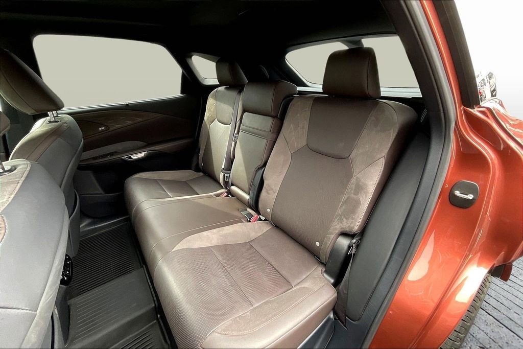 Used 2024 Lexus RX 450h AWD w/ Convenience Package image 22