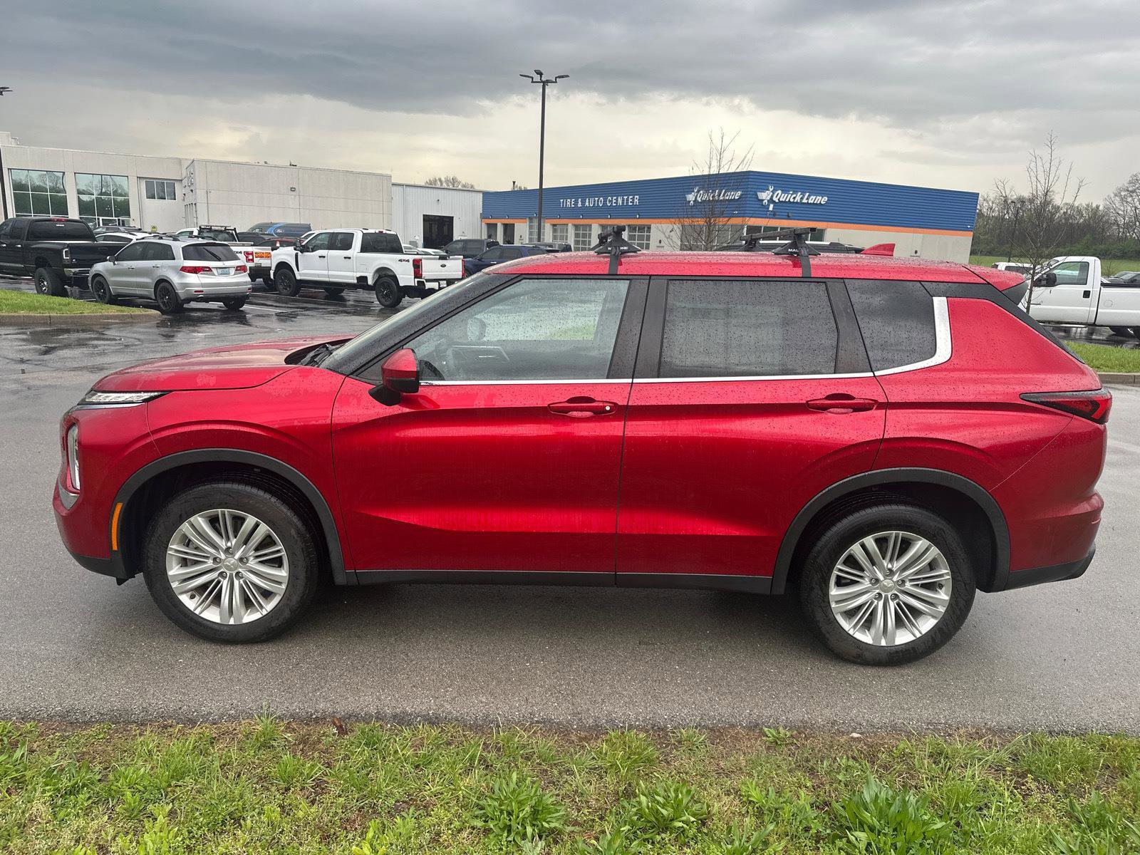 Used 2022 Mitsubishi Outlander ES image 8