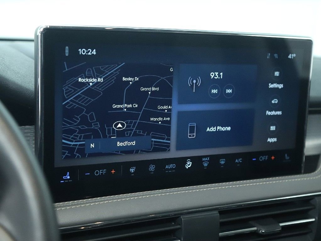 Used 2023 Lincoln Corsair FWD w/ Equipment Group 101A image 22