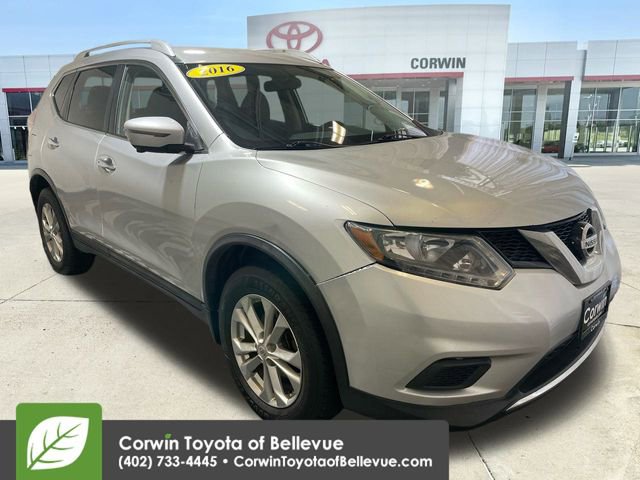 Used 2016 Nissan Rogue SV w/ SV Premium Package
