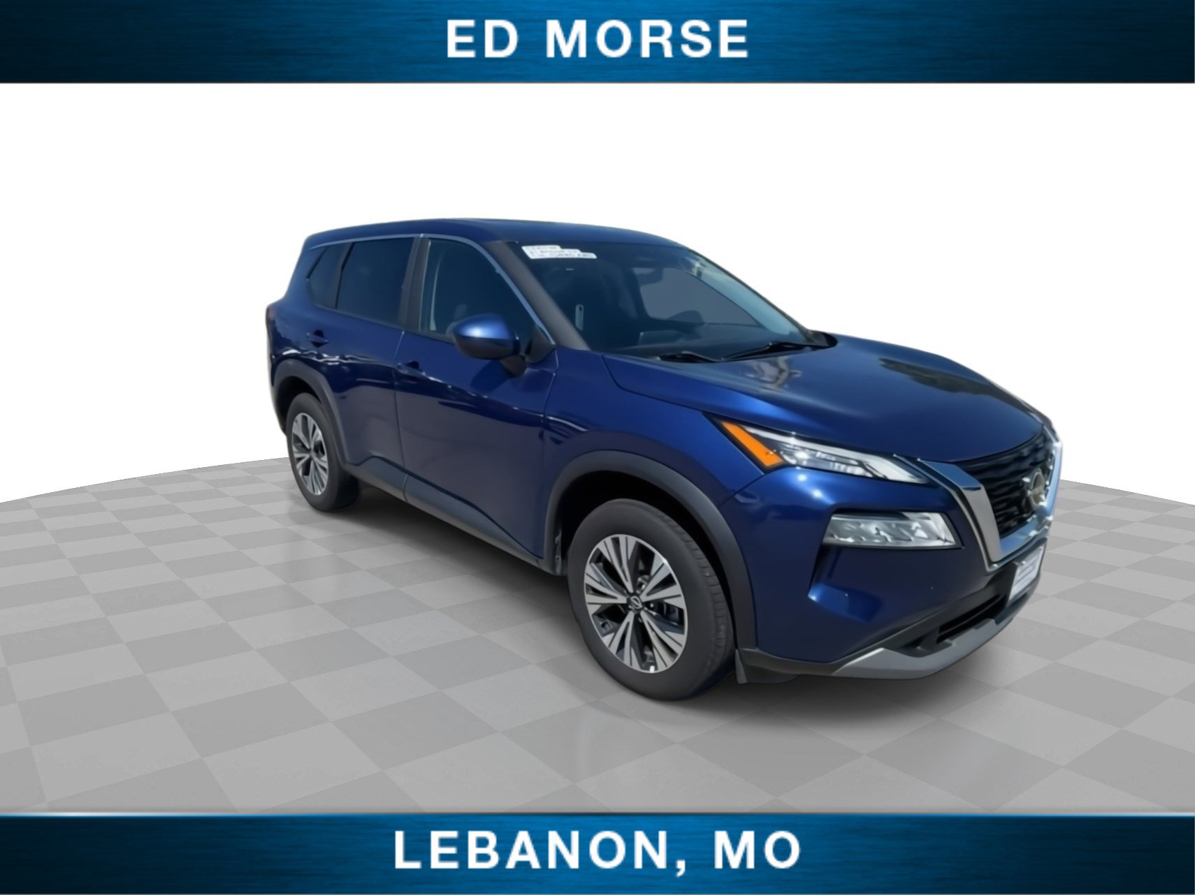 Used 2023 Nissan Rogue SV image 2