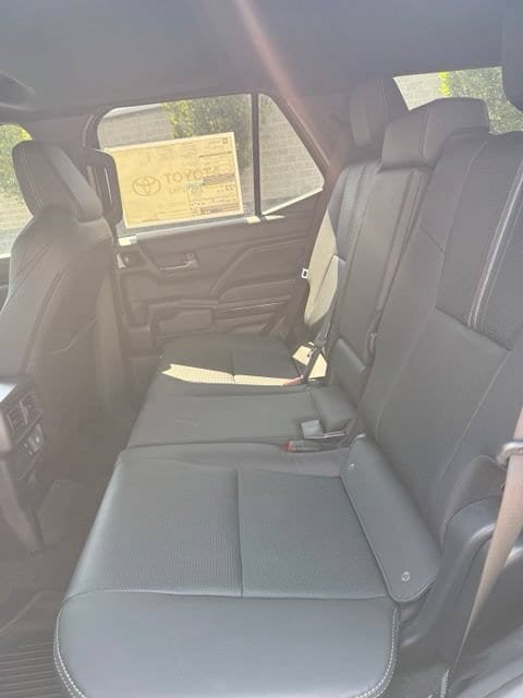 New 2026 Toyota 4Runner Limited AWD/4WD image 36