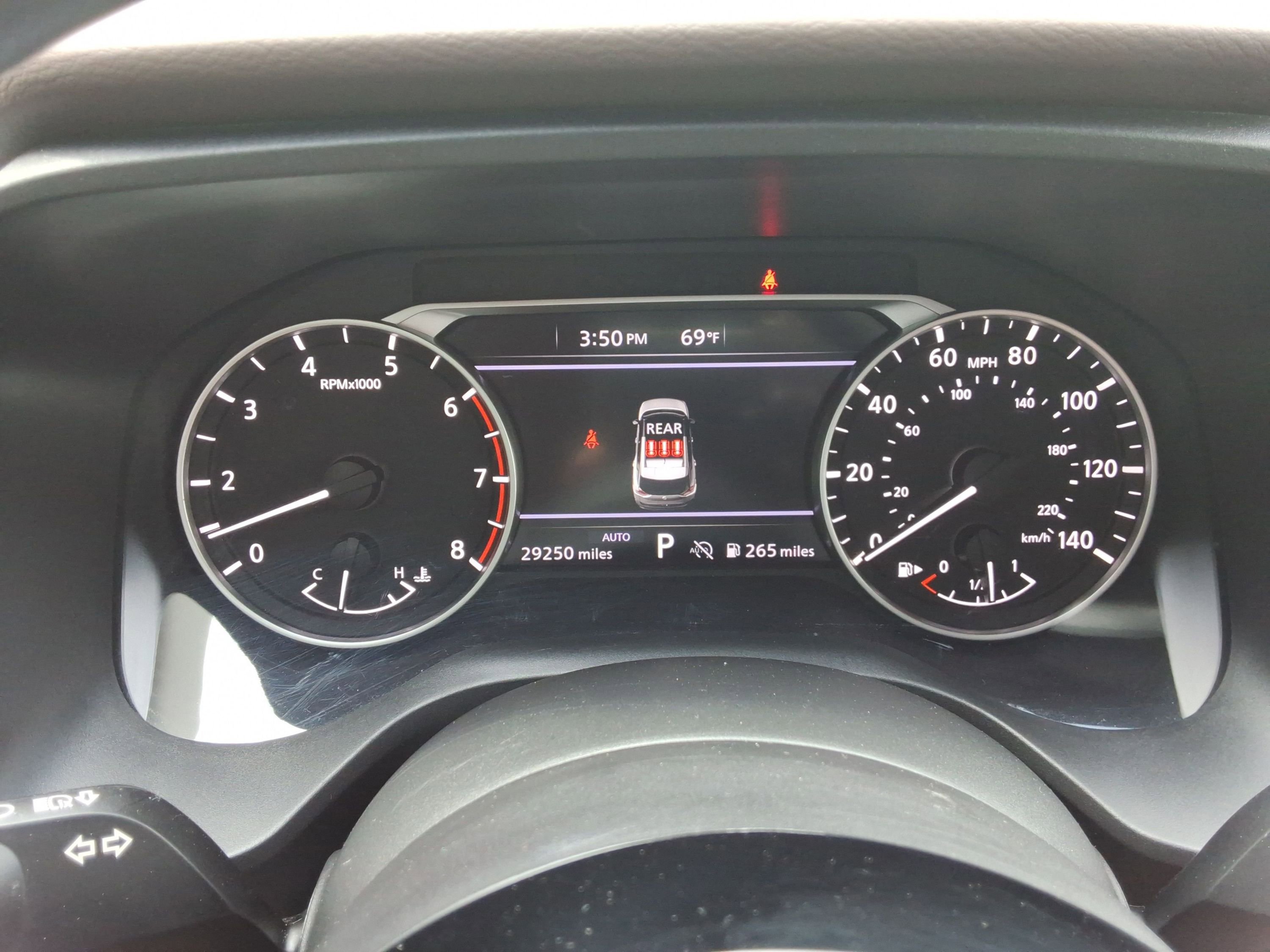 Used 2023 Nissan Rogue SV AWD/4WD image 14