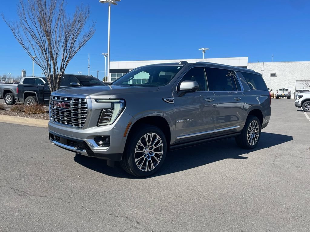 New 2026 GMC Yukon XL Denali w/ Sun & Power Step Package AWD/4WD image 3