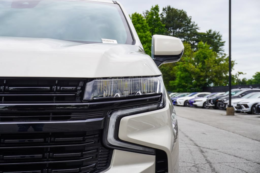 Used 2024 Chevrolet Suburban RST RWD image 40