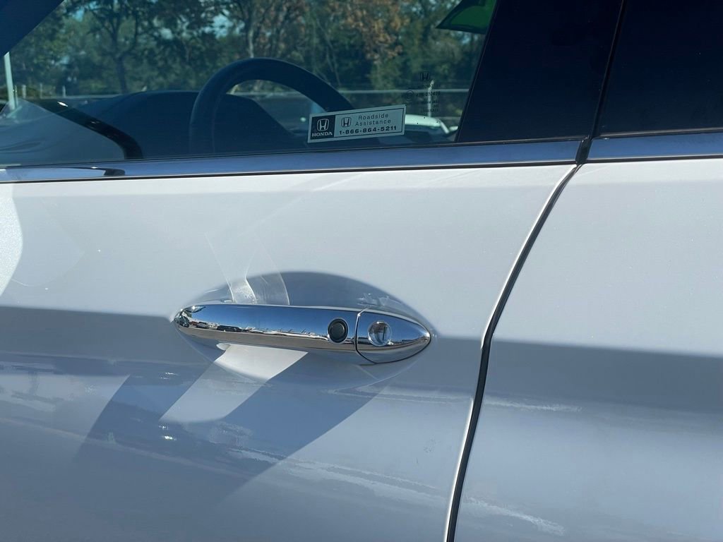 Used 2022 Honda Pilot Touring image 28