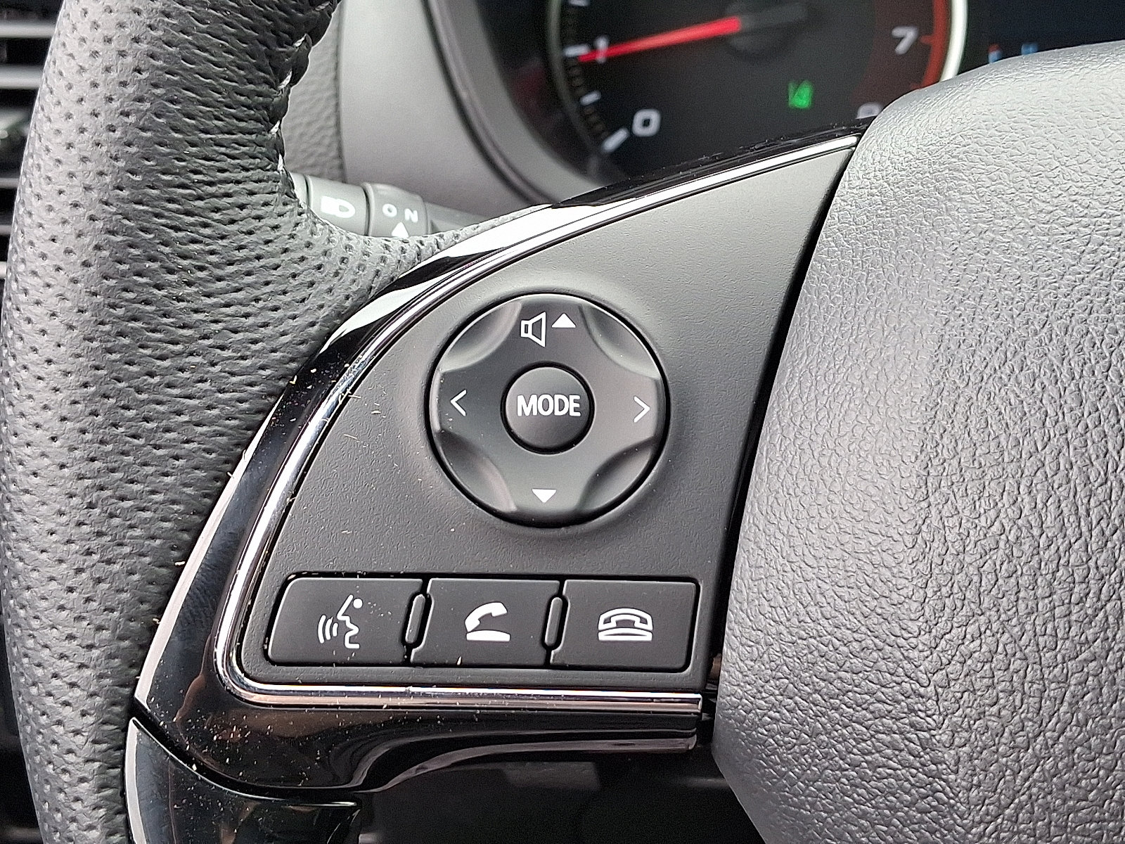 New 2025 Mitsubishi Eclipse Cross AWD image 19