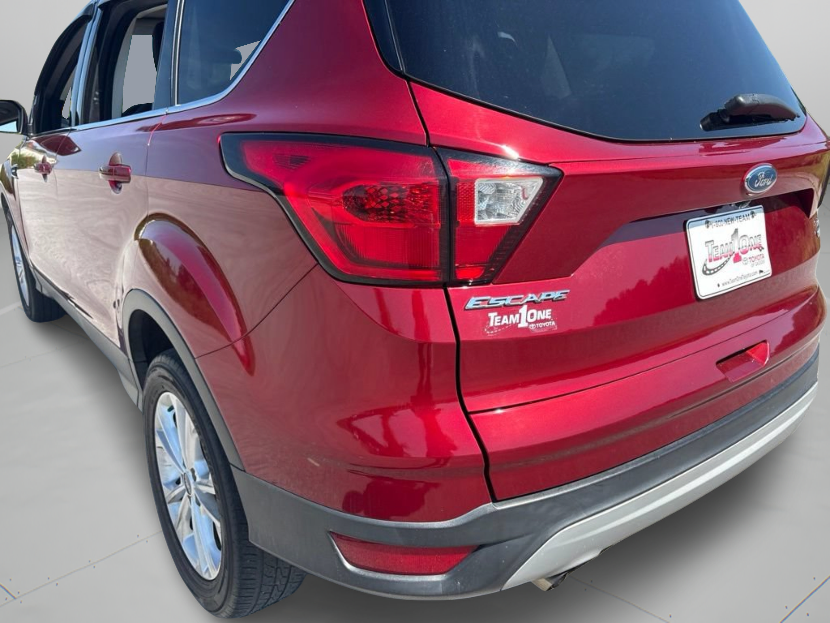 Used 2019 Ford Escape SE FWD image 33