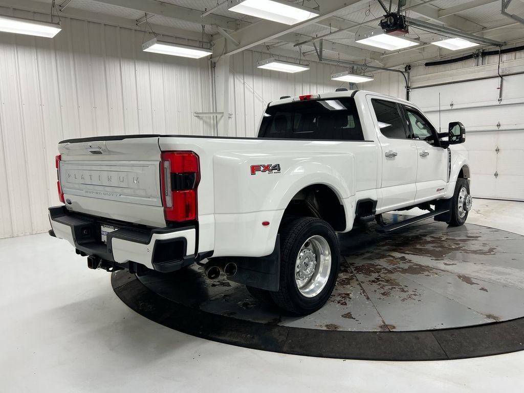 Used 2023 Ford F450 Platinum w/ FX4 Off-Road Package AWD/4WD image 3