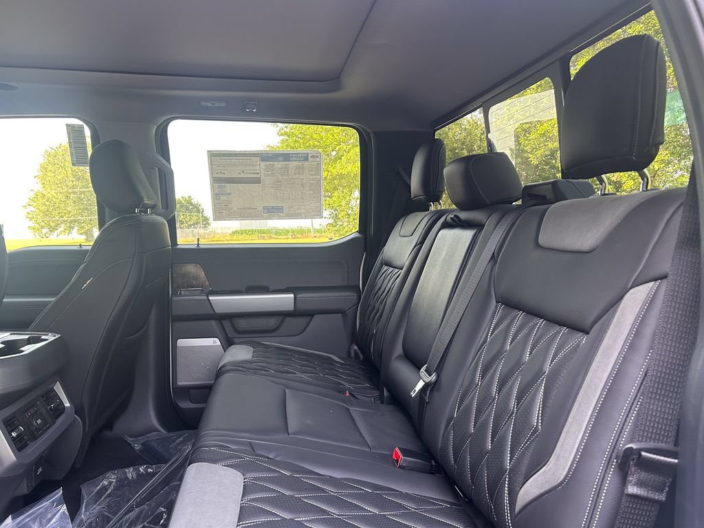 New 2026 Ford F250 Lariat w/ Black Appearance Package AWD/4WD image 14