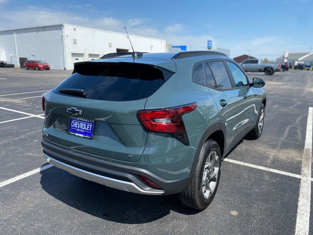 New 2026 Chevrolet Trax LT w/ Driver Confidence Package image 7