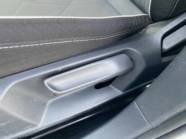 Used 2025 Volkswagen Jetta Sport image 25