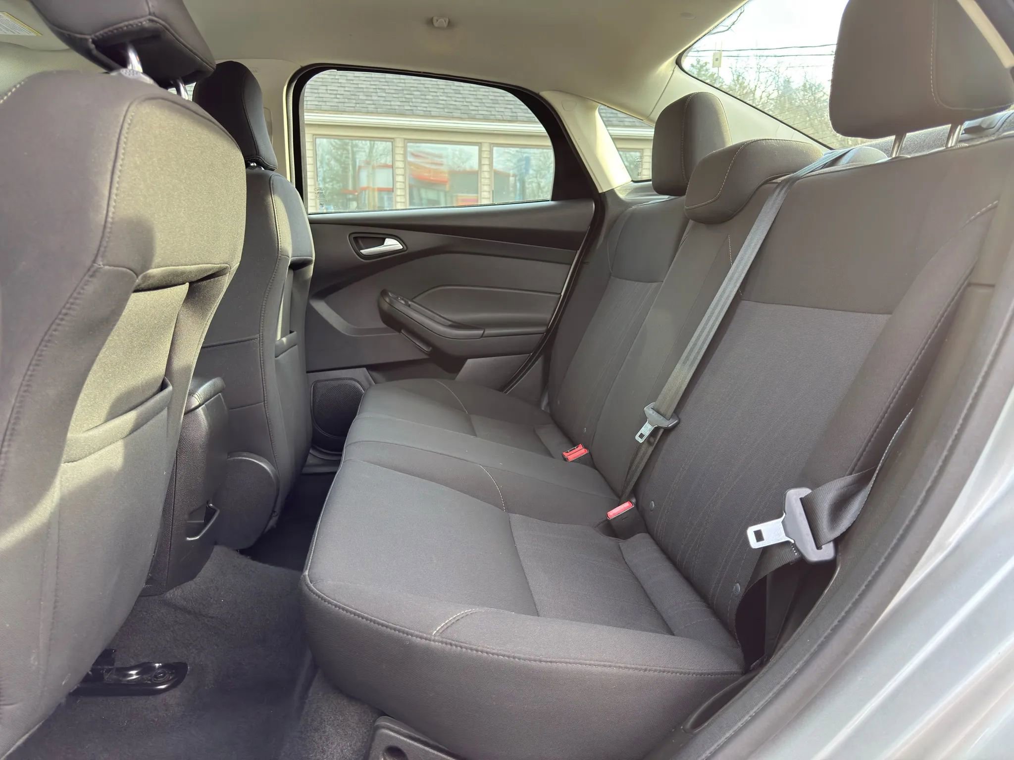 Used 2017 Ford Focus SE image 20