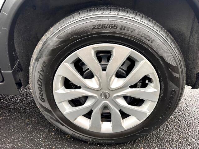 Used 2020 Nissan Rogue S image 31