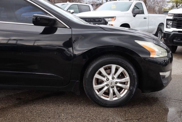Used 2014 Nissan Altima 2.5 S w/ Sport Value Package image 11