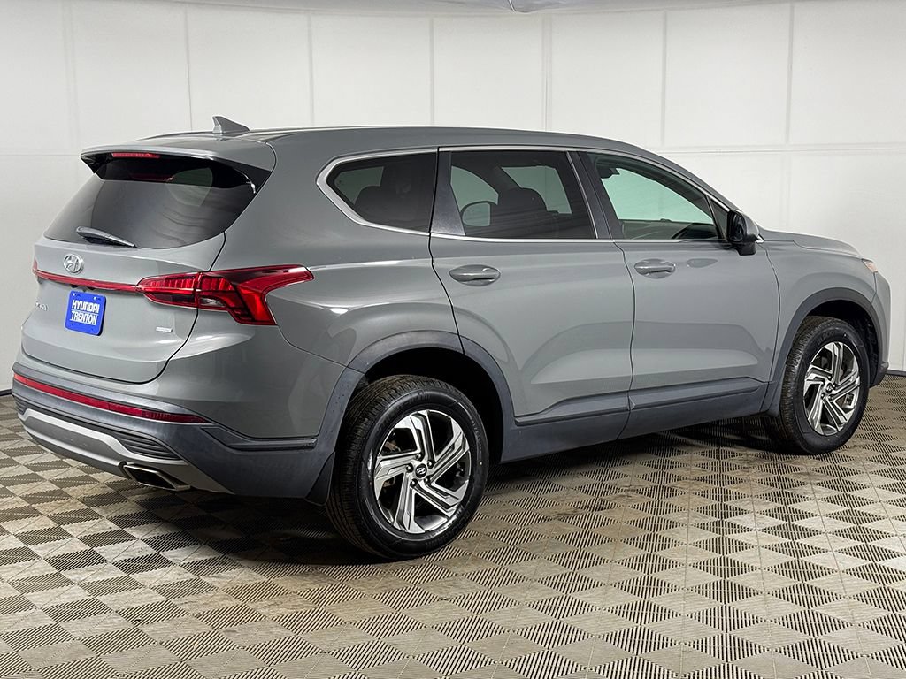 Certified 2023 Hyundai Santa Fe SE AWD/4WD image 9