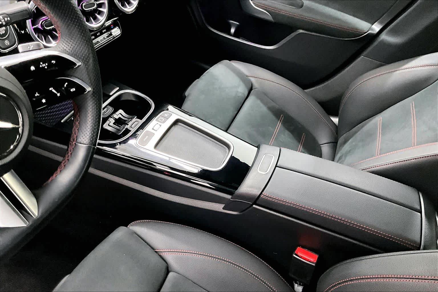 Used 2025 Mercedes-Benz CLA 250 image 16