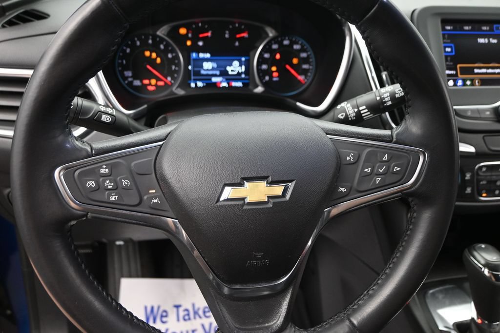 Used 2020 Chevrolet Equinox LT w/ Driver Convenience Package FWD image 22