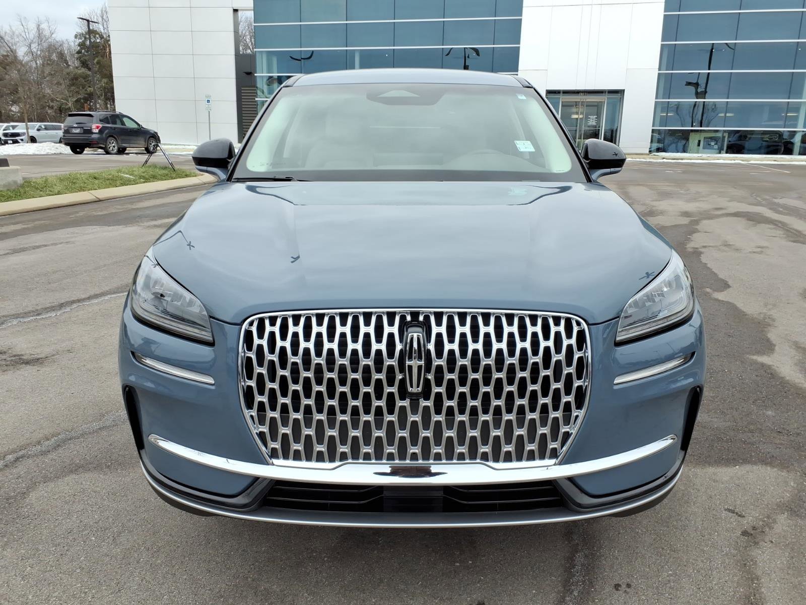 Used 2024 Lincoln Corsair Premiere image 8