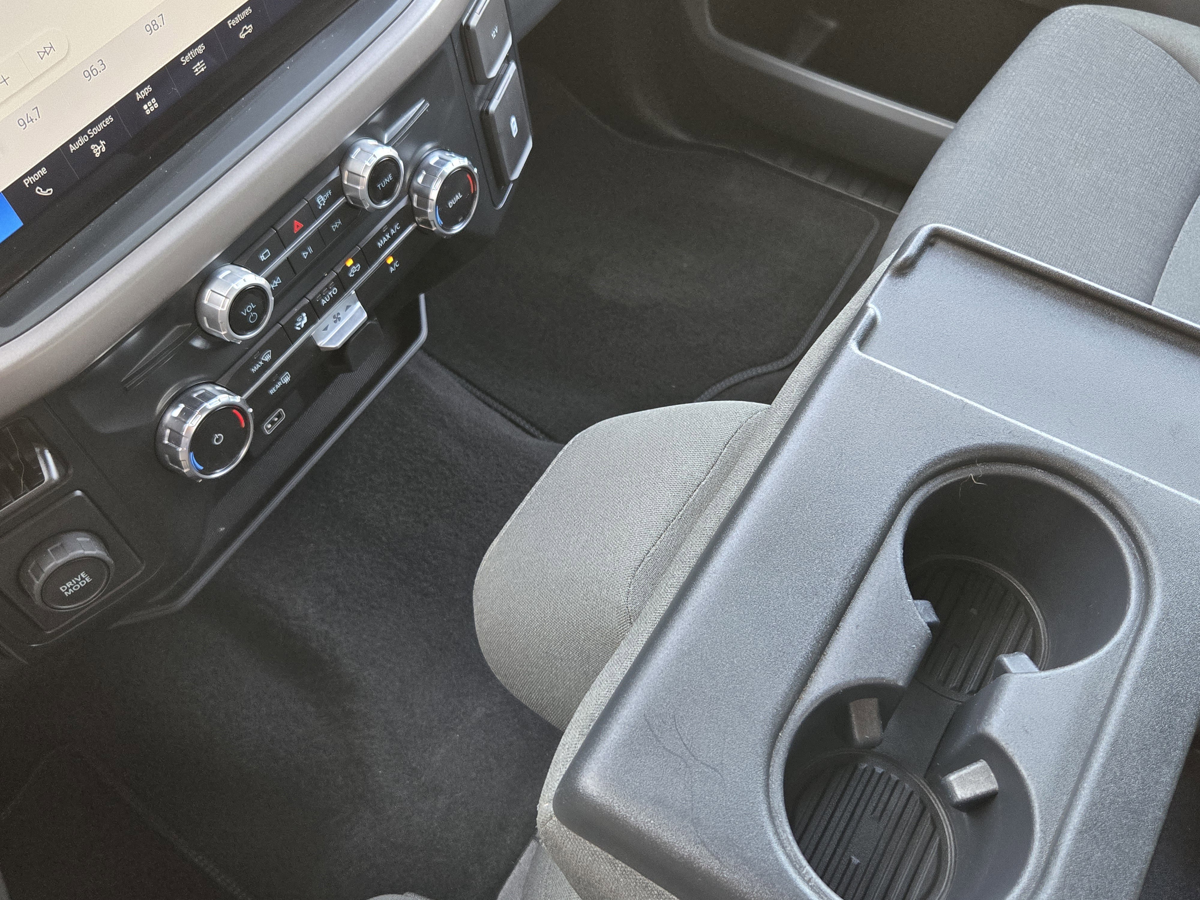 Used 2025 Ford F150 XLT w/ Equipment Group 301A Standard image 15