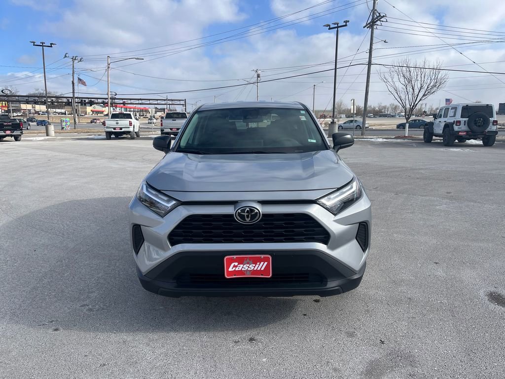 Used 2024 Toyota RAV4 LE image 10