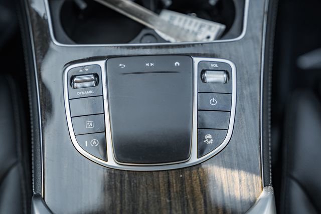 Used 2020 Mercedes-Benz GLC 300 GLC 300 image 26