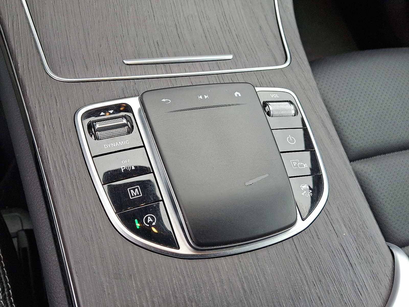 Used 2022 Mercedes-Benz GLC 300 4MATIC image 24