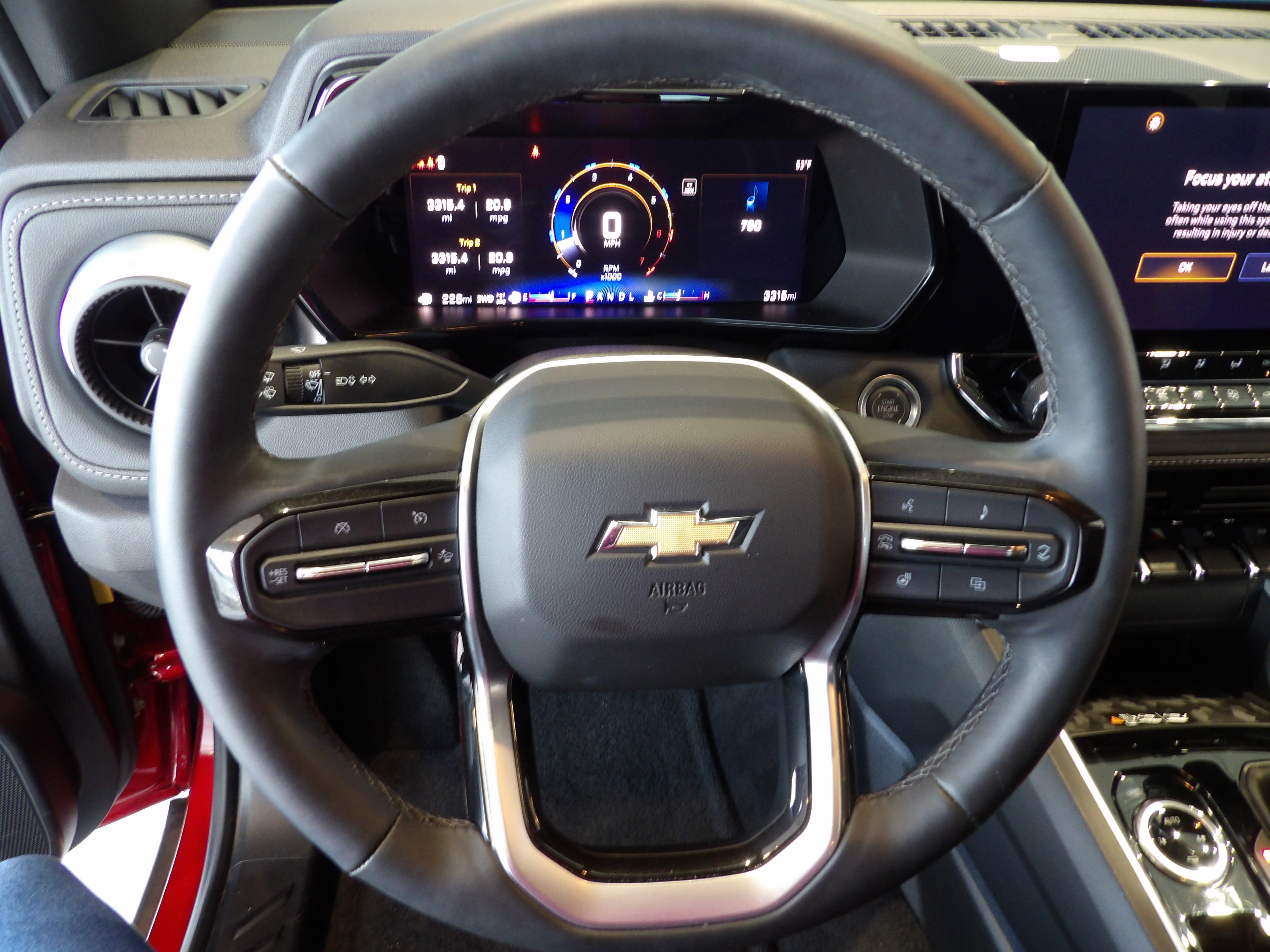 Used 2024 Chevrolet Colorado LT w/ LT Convenience Package III image 12