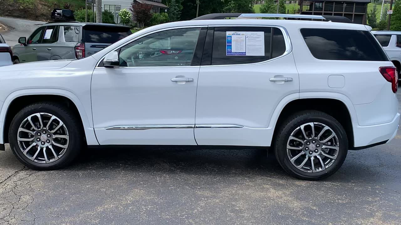 Used 2023 GMC Acadia Denali