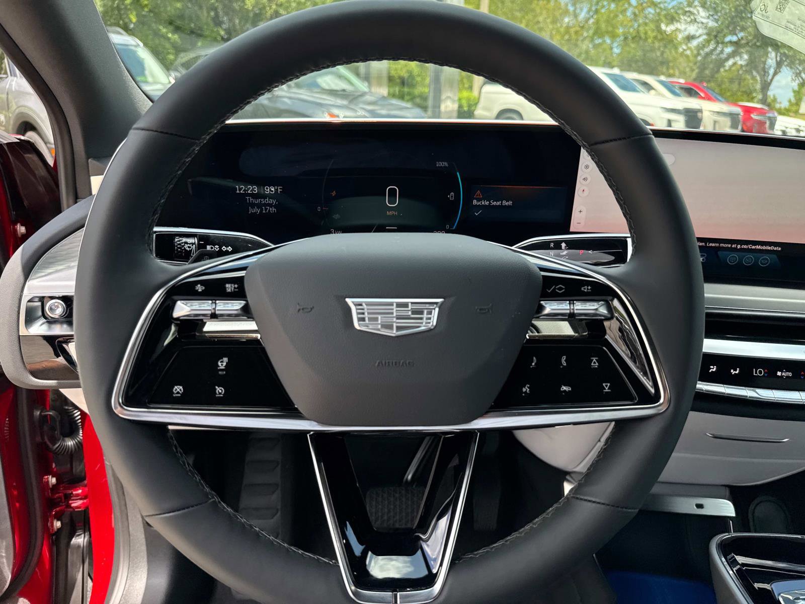 New 2025 Cadillac Lyriq Luxury image 26