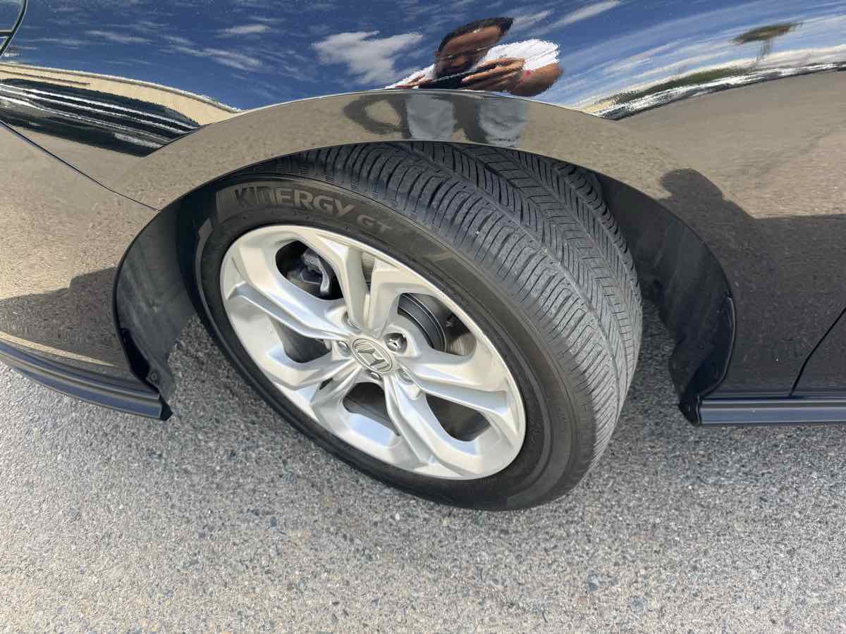 Used 2023 Honda Accord LX image 37