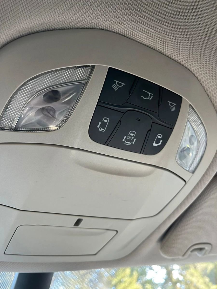 Used 2017 Chrysler Pacifica Touring-L Plus w/ Advanced Safetytec Group image 18