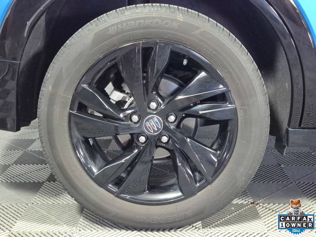 Certified 2025 Buick Encore GX Sport Touring w/ Advanced Technology Package AWD/4WD image 29