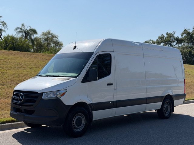 Used 2023 Mercedes-Benz Sprinter 2500 image 1