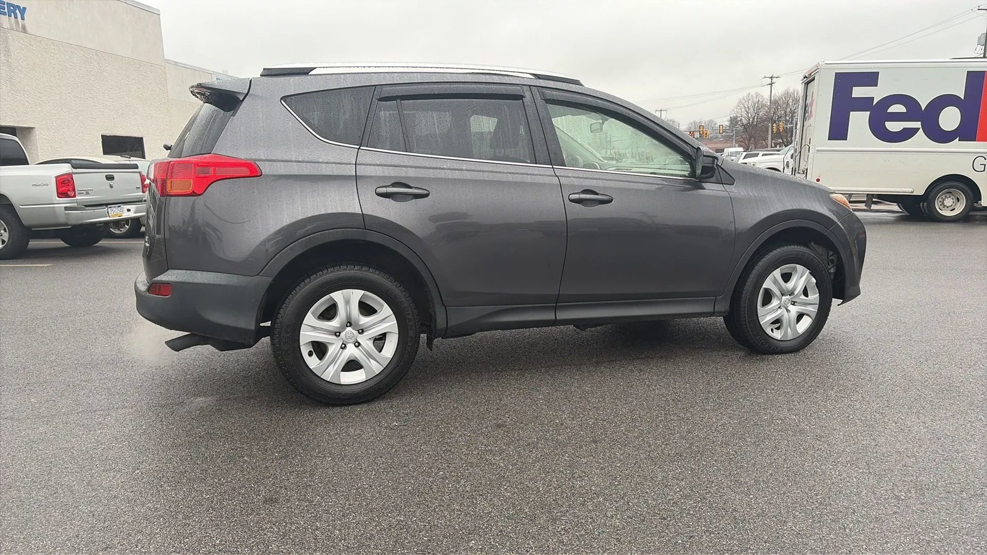 Used 2015 Toyota RAV4 LE image 12