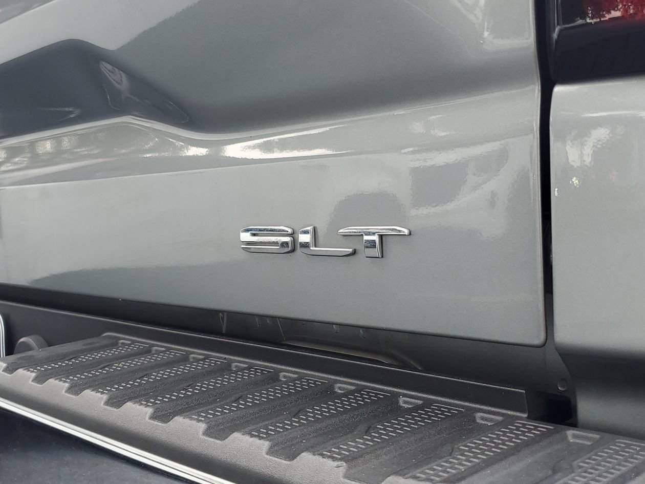 Used 2023 GMC Sierra 1500 SLT w/ SLT Premium Package RWD image 7