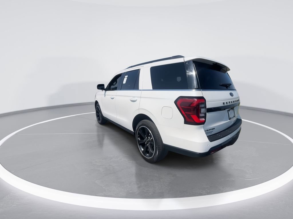 Used 2024 Ford Expedition Limited AWD/4WD image 6