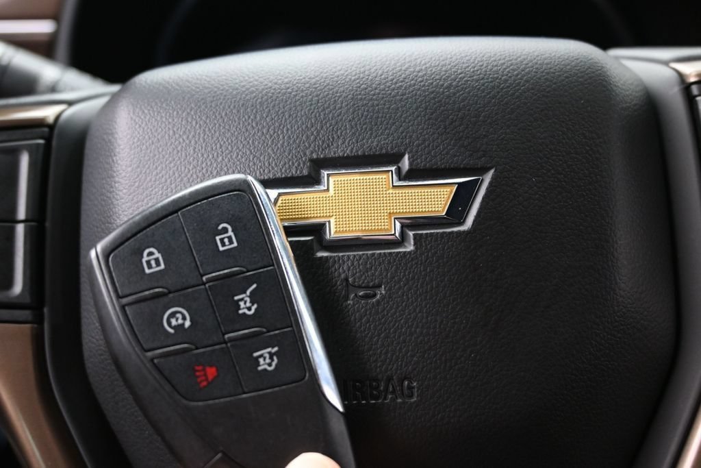 Used 2022 Chevrolet Tahoe High Country w/ Premium Package 2 AWD/4WD image 45