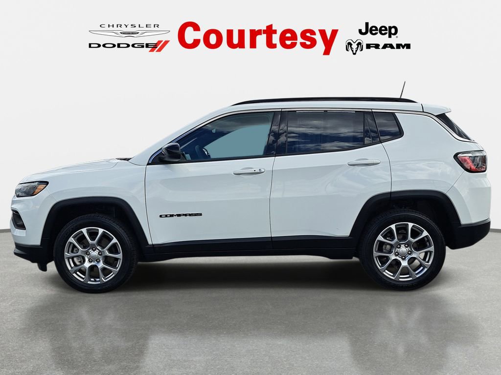 Certified 2023 Jeep Compass Latitude AWD/4WD image 8