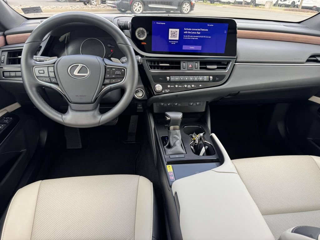Used 2025 Lexus ES 350 w/ Premium Package FWD image 8