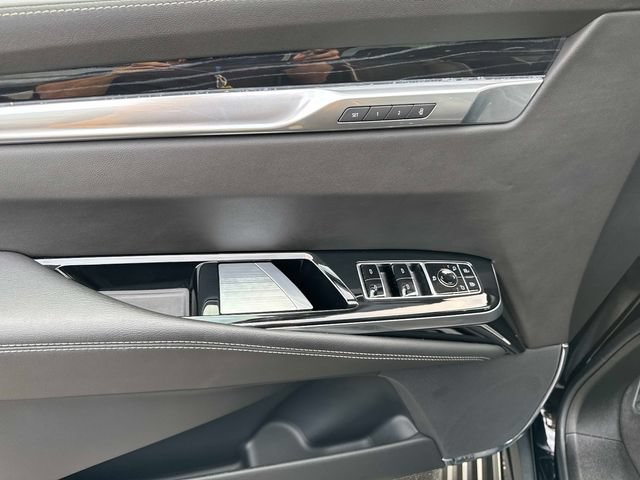 Certified 2026 Cadillac Escalade ESV Sport w/ LPO, ONYX Package AWD/4WD image 20