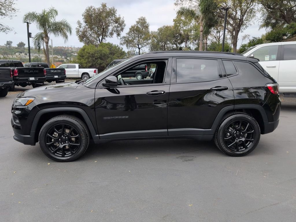 Certified 2022 Jeep Compass Altitude image 8