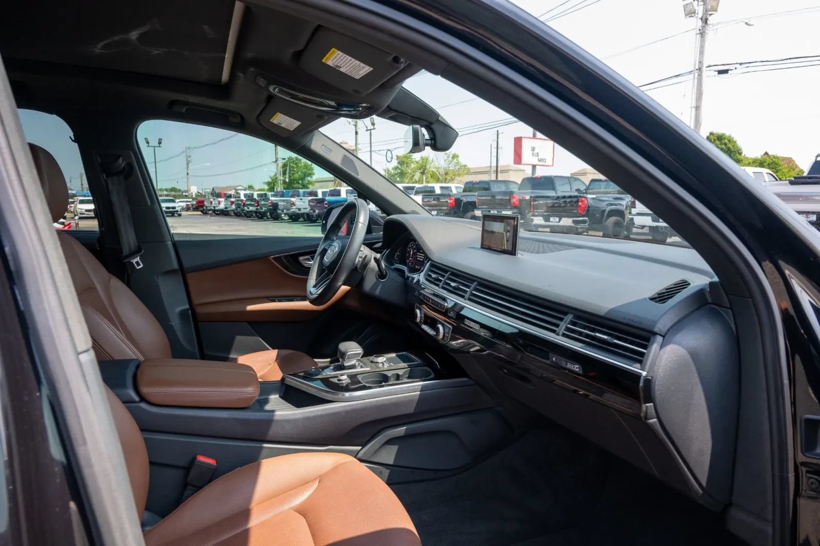 Used 2019 Audi Q7 3.0T Prestige AWD/4WD image 36