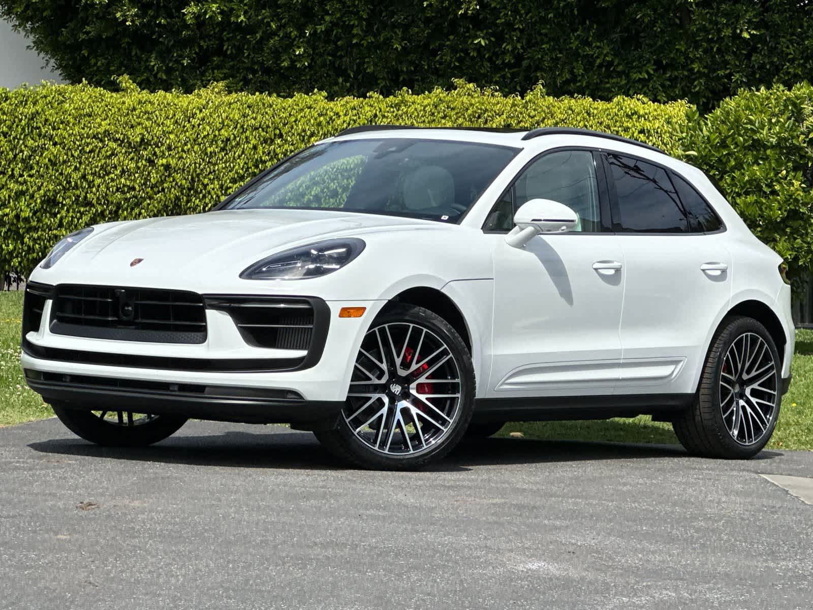 New 2026 Porsche Macan S image 1