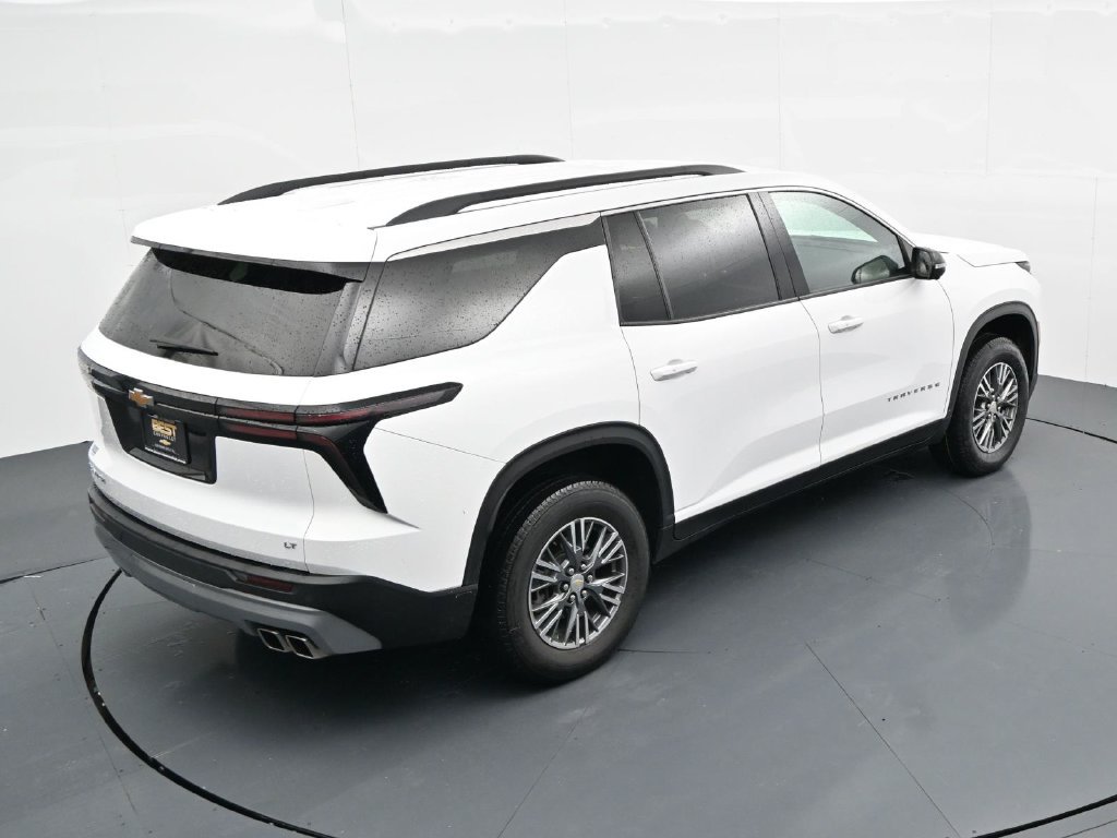Used 2024 Chevrolet Traverse LT FWD image 24